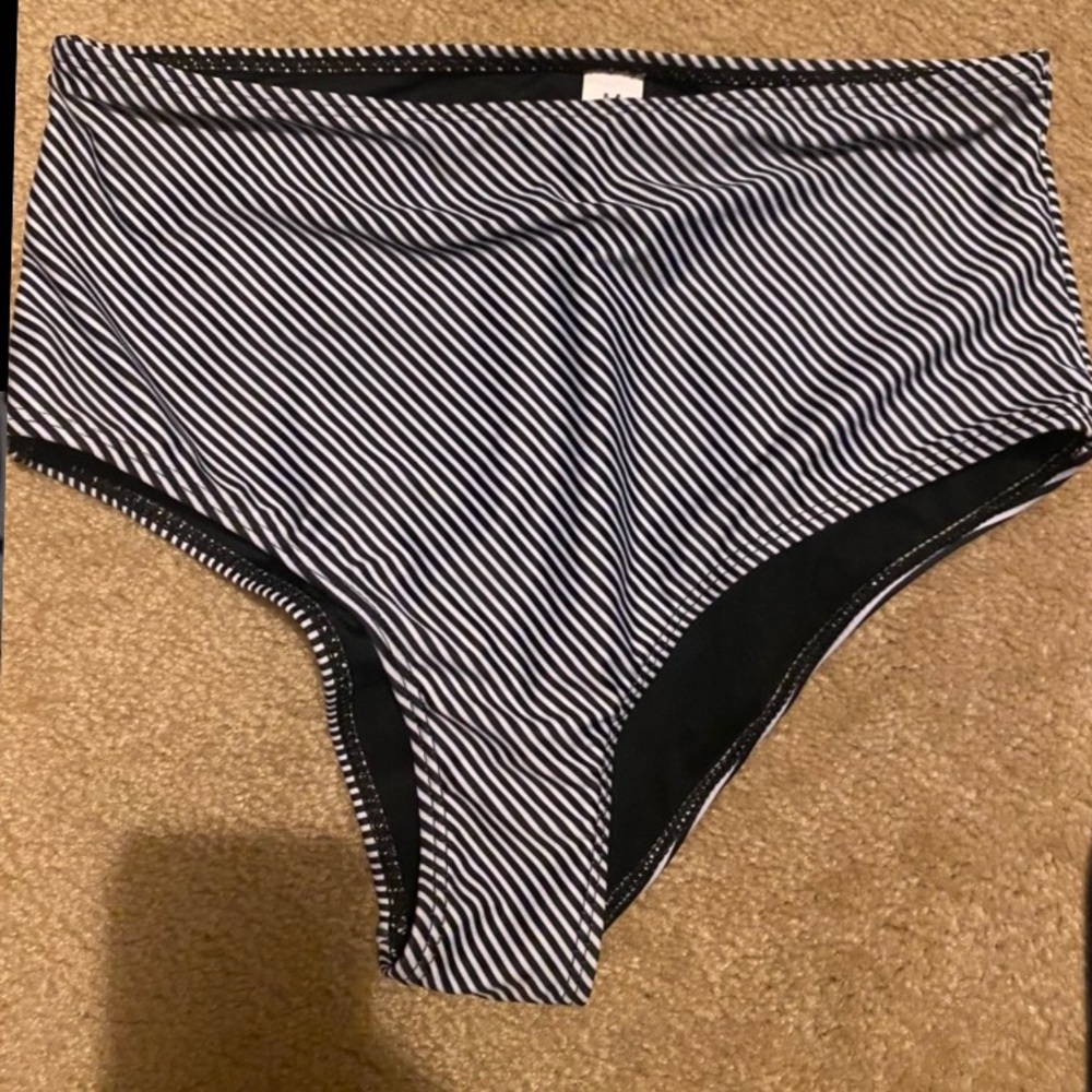Women’s high waisted bikini bottoms